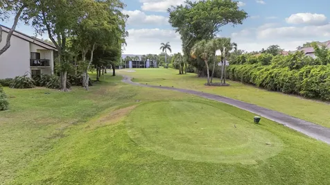 5121 Oak Hill Lane Delray Beach FL 33484