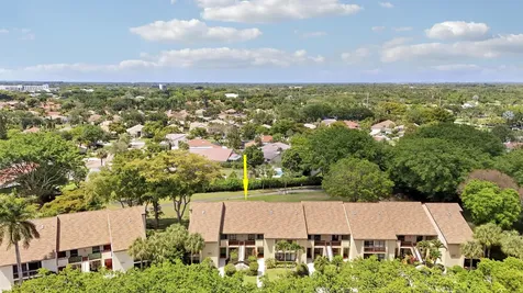 5121 Oak Hill Lane Delray Beach FL 33484