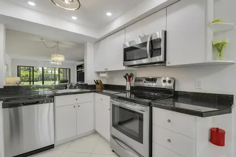 5121 Oak Hill Lane Delray Beach FL 33484
