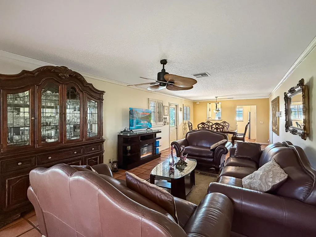 501 Sandpiper Circle Delray Beach FL 33445