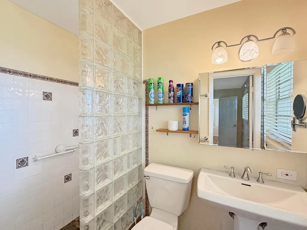 501 Sandpiper Circle Delray Beach FL 33445