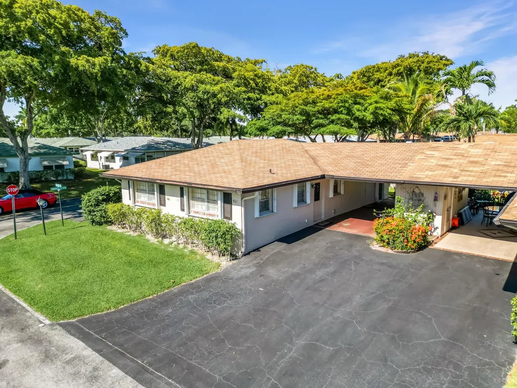501 Sandpiper Circle Delray Beach FL 33445