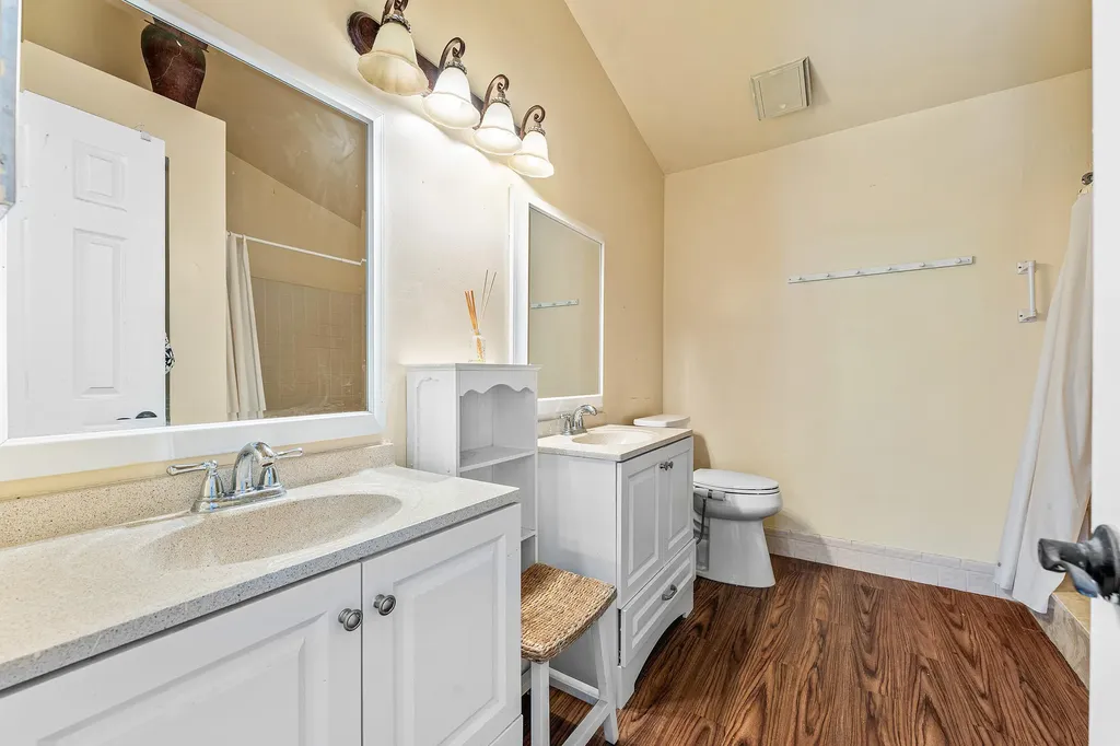 5202 Tarregon Lane Palm Beach Gardens FL 33418