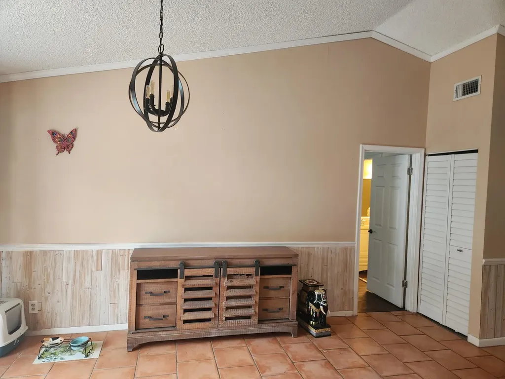 5202 Tarregon Lane Palm Beach Gardens FL 33418