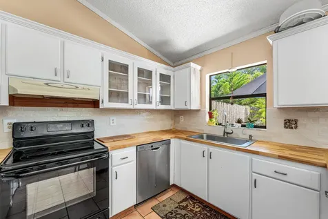 5202 Tarregon Lane Palm Beach Gardens FL 33418