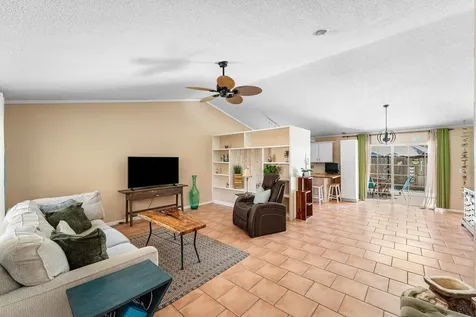 5202 Tarregon Lane Palm Beach Gardens FL 33418