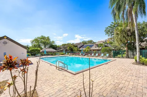 5202 Tarregon Lane Palm Beach Gardens FL 33418