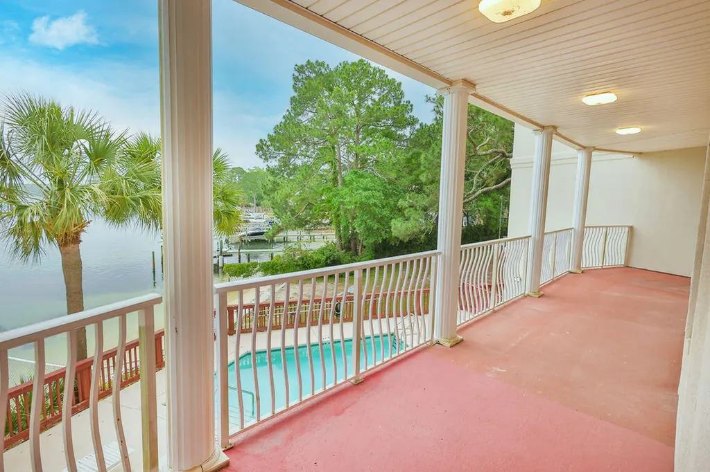 5 Laguna Street Fort Walton Beach FL 32548
