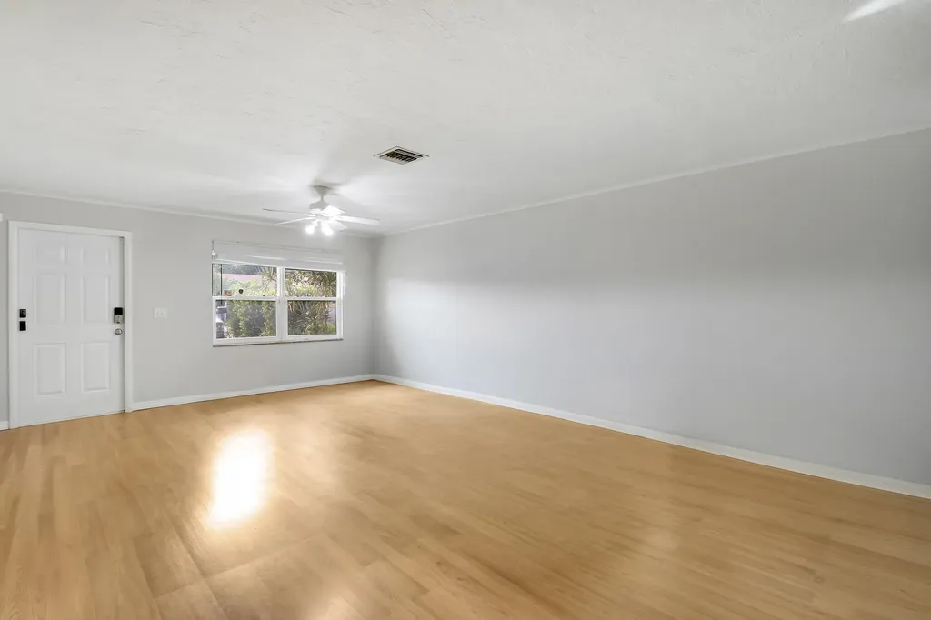 3814 Van Cott Circle West Palm Beach FL 33403