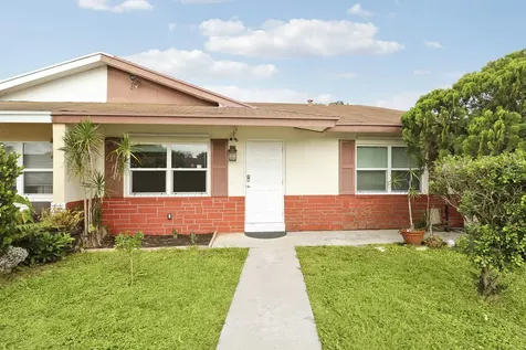 3814 Van Cott Circle West Palm Beach FL 33403
