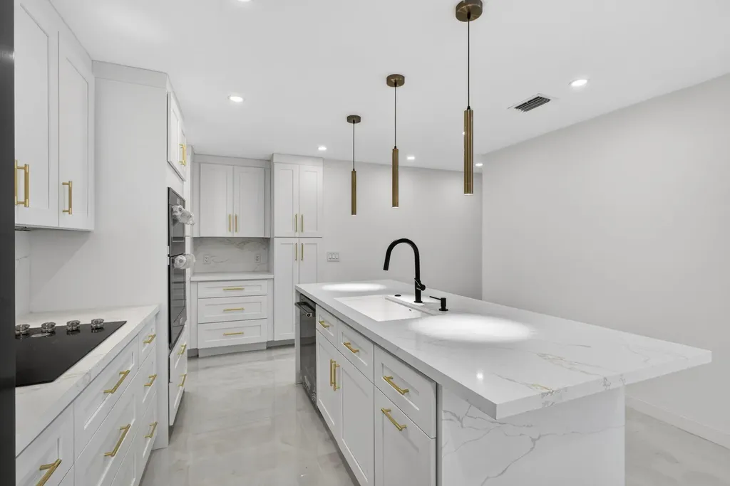 12890 Guilford Circle Wellington FL 33414