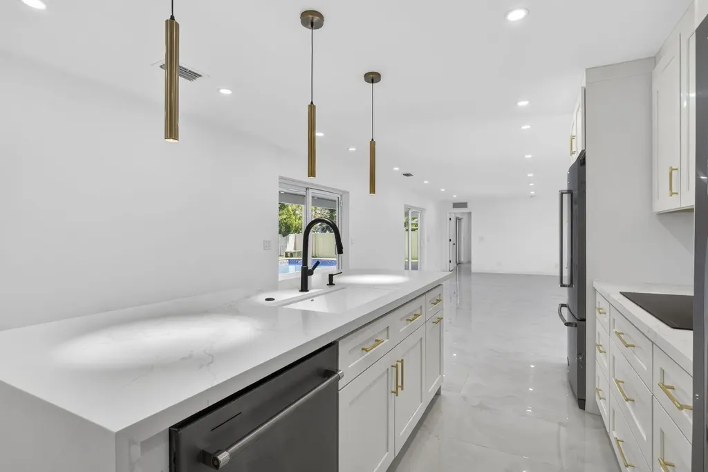 12890 Guilford Circle Wellington FL 33414