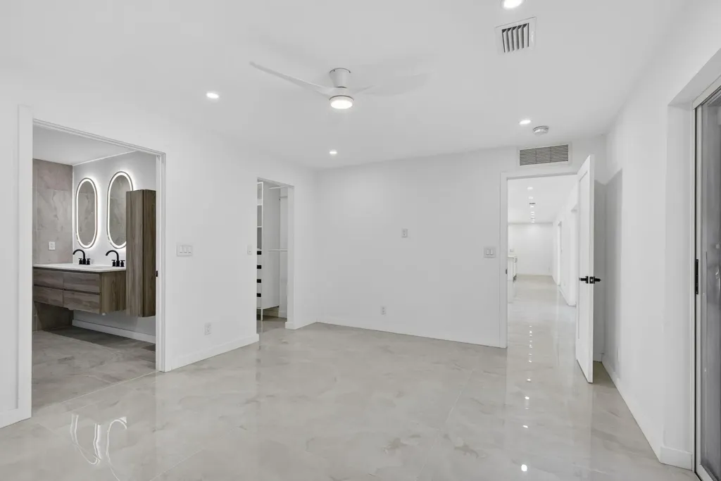 12890 Guilford Circle Wellington FL 33414