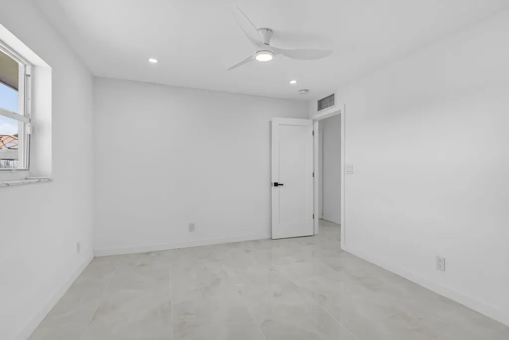 12890 Guilford Circle Wellington FL 33414