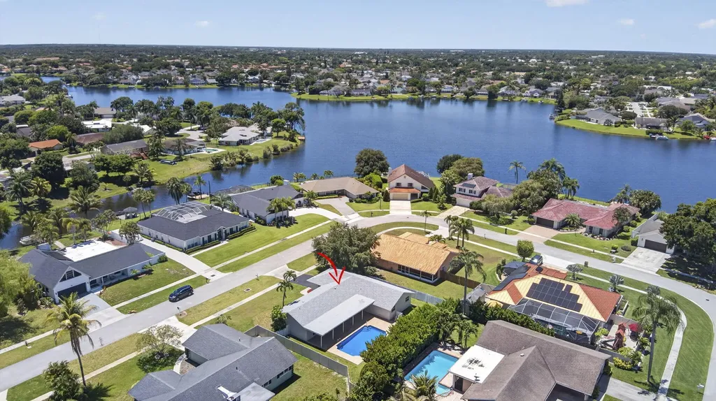 12890 Guilford Circle Wellington FL 33414