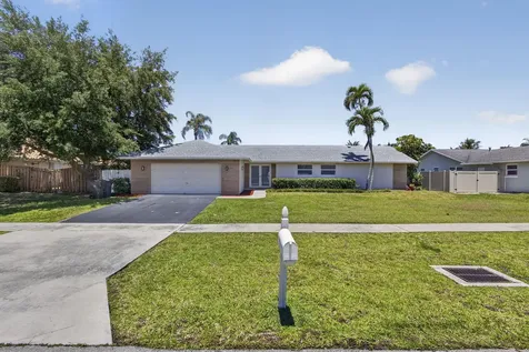 12890 Guilford Circle Wellington FL 33414