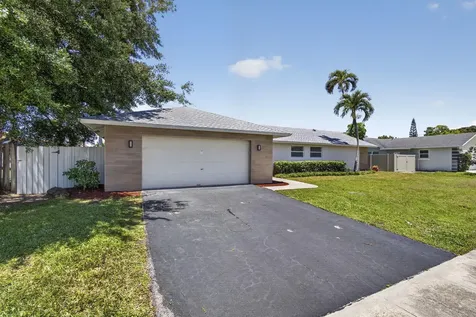 12890 Guilford Circle Wellington FL 33414