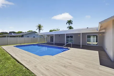 12890 Guilford Circle Wellington FL 33414
