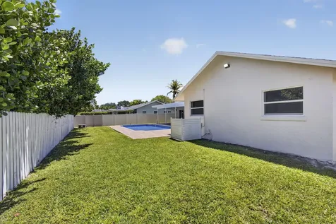 12890 Guilford Circle Wellington FL 33414
