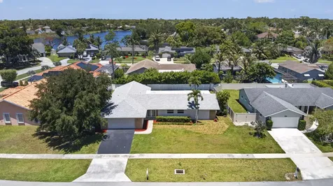 12890 Guilford Circle Wellington FL 33414