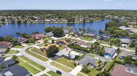 12890 Guilford Circle Wellington FL 33414