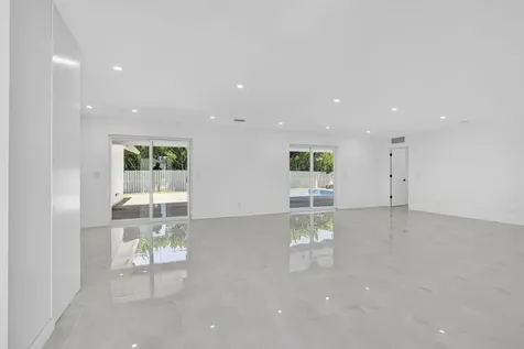 12890 Guilford Circle Wellington FL 33414