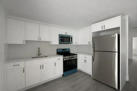 2785 N Reo Lane N Palm Springs FL 33461