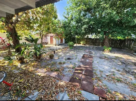916 Francis Street West Palm Beach FL 33405
