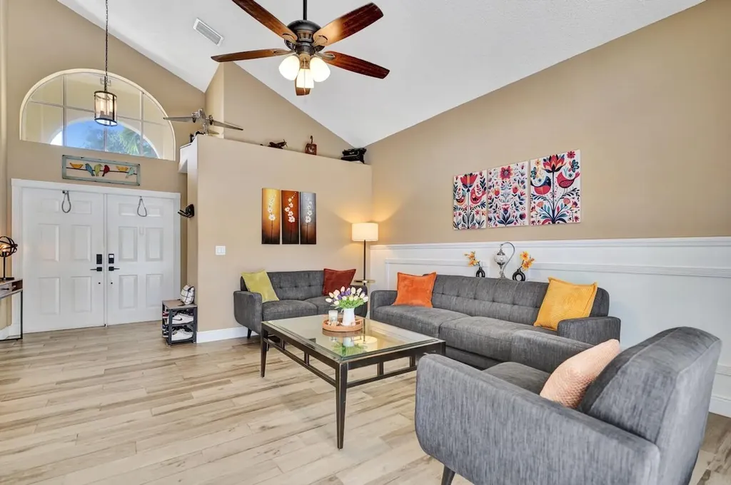 6423 Barton Creek Circle Lake Worth FL 33463