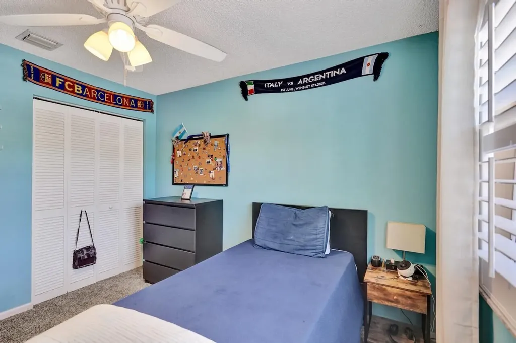 6423 Barton Creek Circle Lake Worth FL 33463
