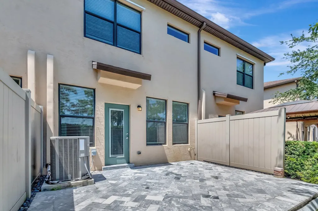 2854 Bard Street Palm Springs FL 33406