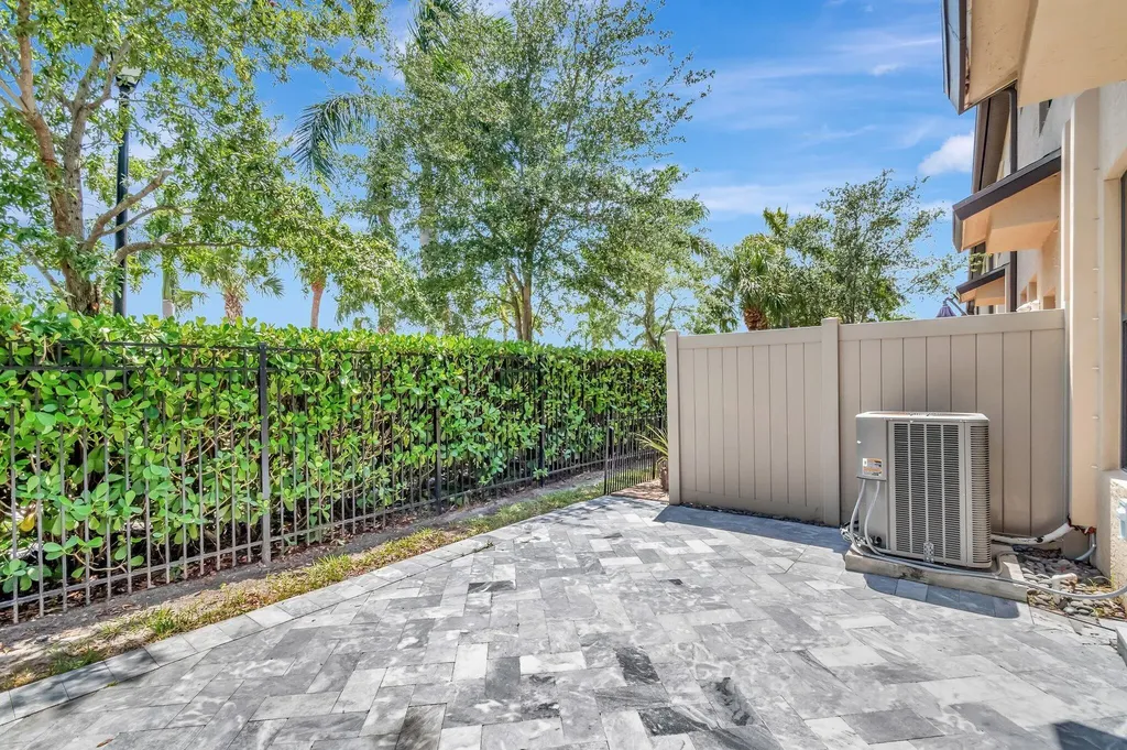 2854 Bard Street Palm Springs FL 33406