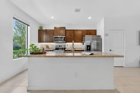 527 NW 17th Street Fort Lauderdale FL 33311