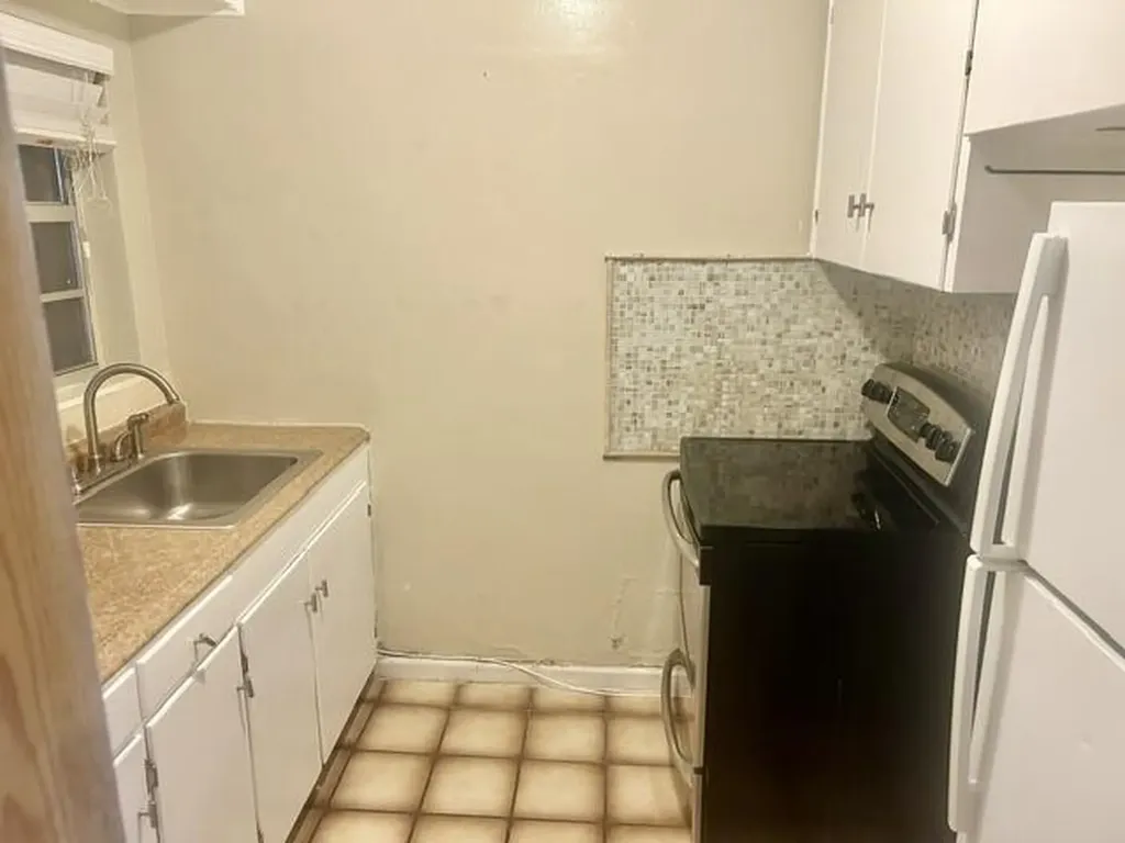 4122 Bougainvillea Street West Palm Beach FL 33406