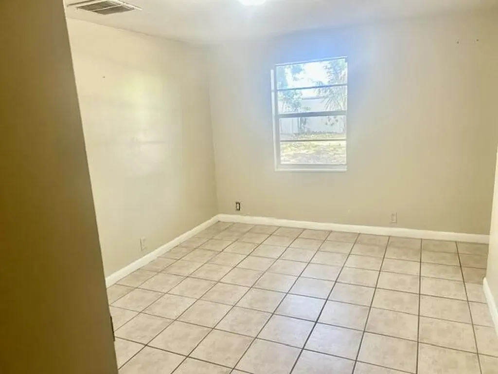 4122 Bougainvillea Street West Palm Beach FL 33406