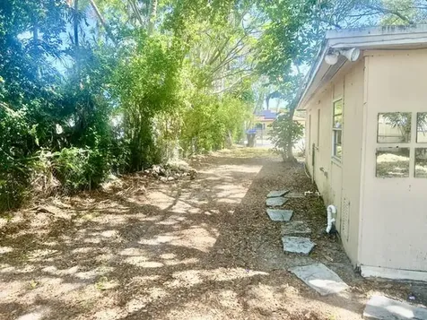 4122 Bougainvillea Street West Palm Beach FL 33406