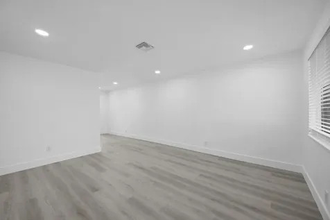 2785 N Reo Lane N Palm Springs FL 33461