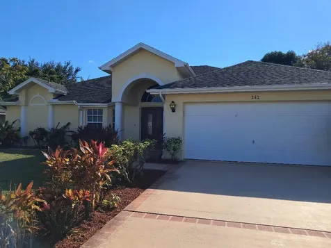 242 SW Amesbury Avenue Port St Lucie FL 34953