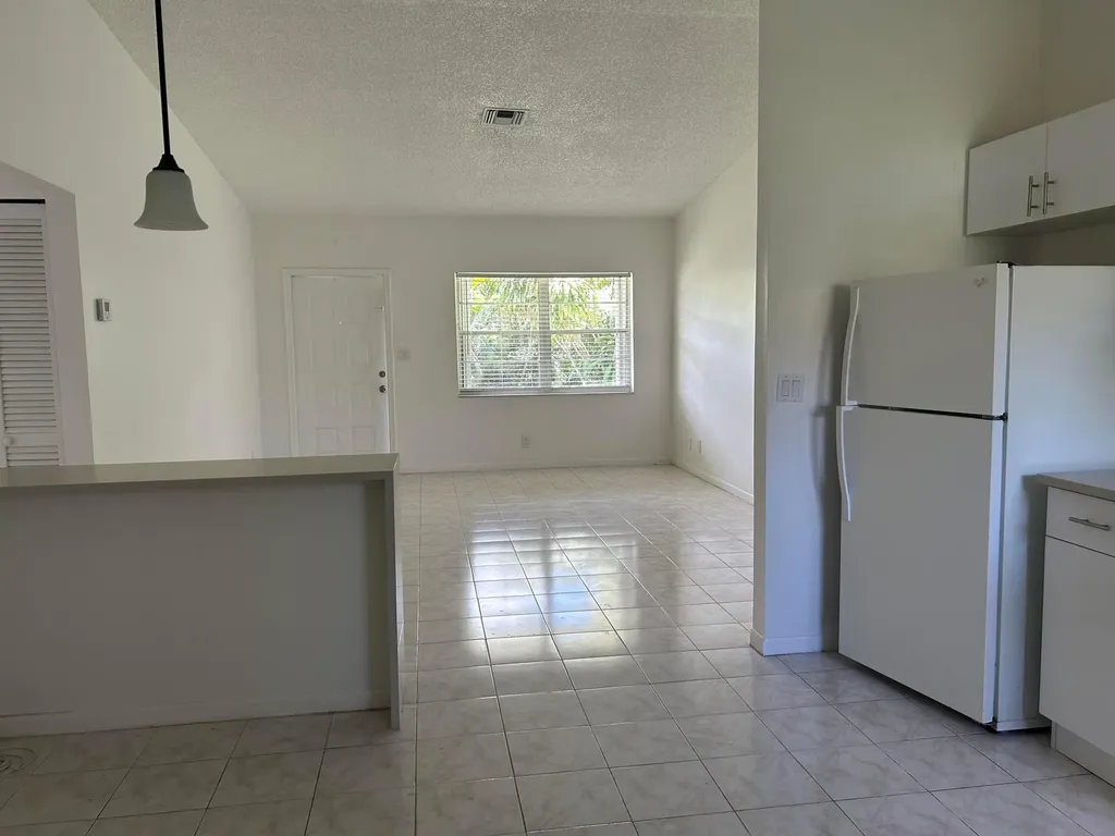 6140 SW 41st Court Davie FL 33314