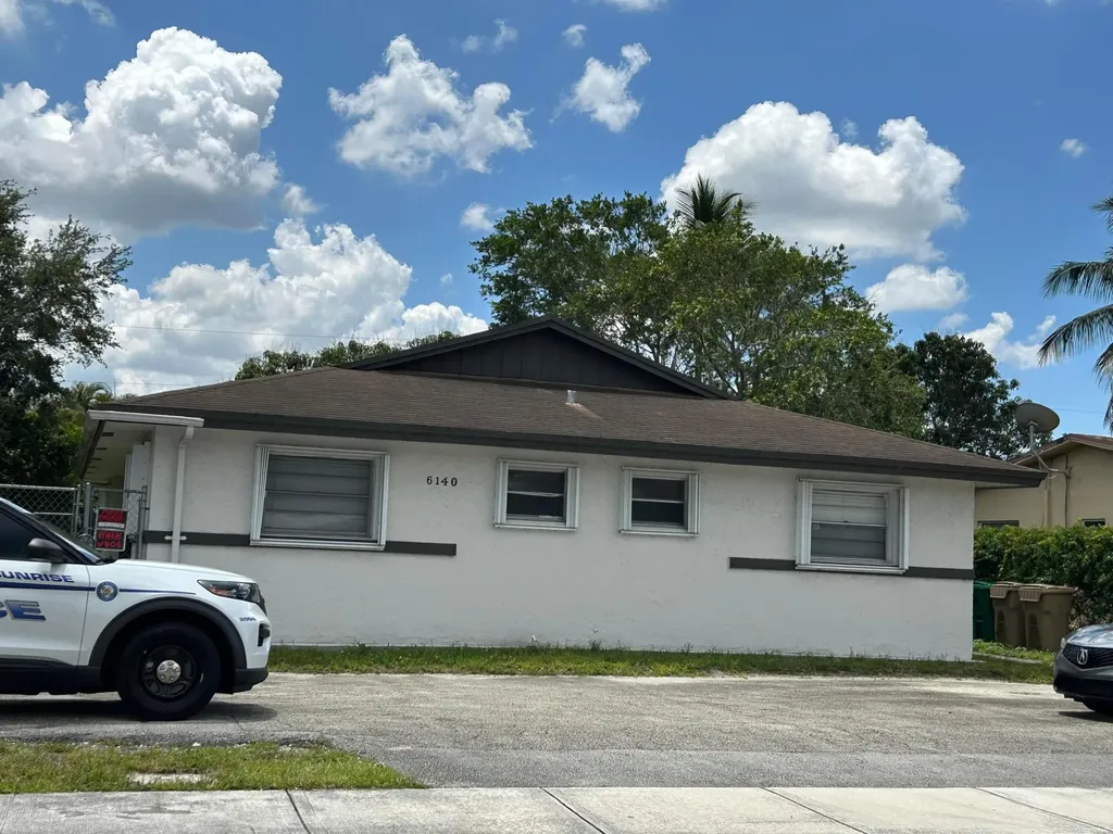 6140 SW 41st Court Davie FL 33314