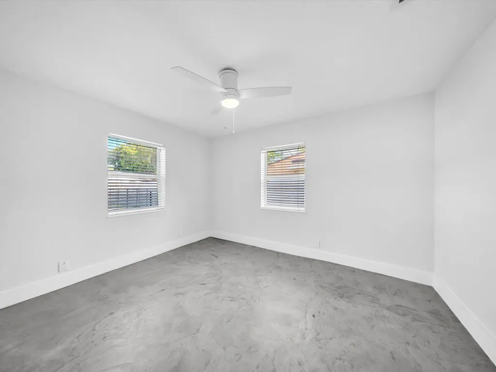 1721 N 16th Court Hollywood FL 33020