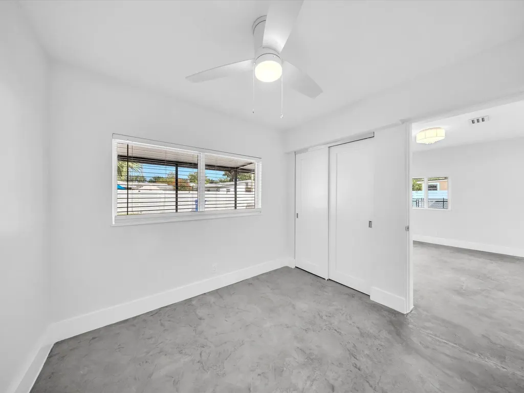 1721 N 16th Court Hollywood FL 33020