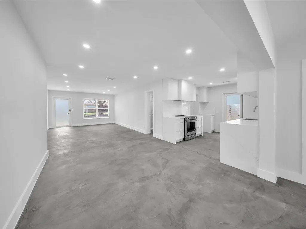 1721 N 16th Court Hollywood FL 33020