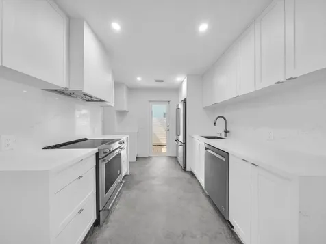 1721 N 16th Court Hollywood FL 33020