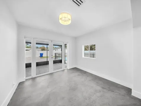 1721 N 16th Court Hollywood FL 33020