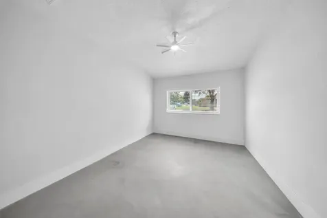 1721 N 16th Court Hollywood FL 33020