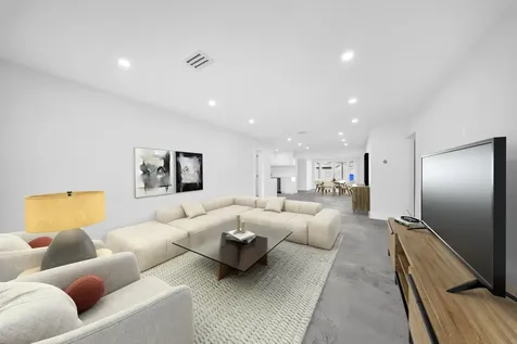 1721 N 16th Court Hollywood FL 33020