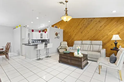 8620 NW 48th Street Lauderhill FL 33351