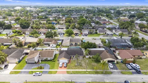 8620 NW 48th Street Lauderhill FL 33351