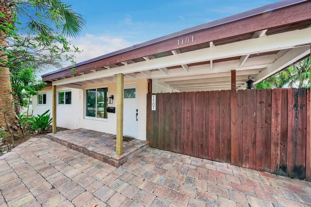1101 SW 1st Avenue Pompano Beach FL 33060